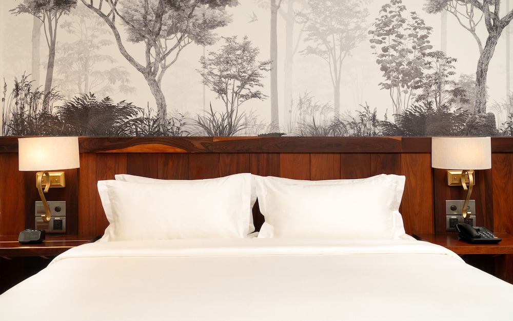 koulen central hotel