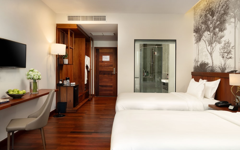 koulen central hotel