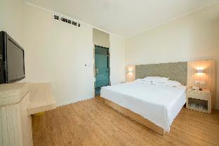 hanting hotel shenyang railway station