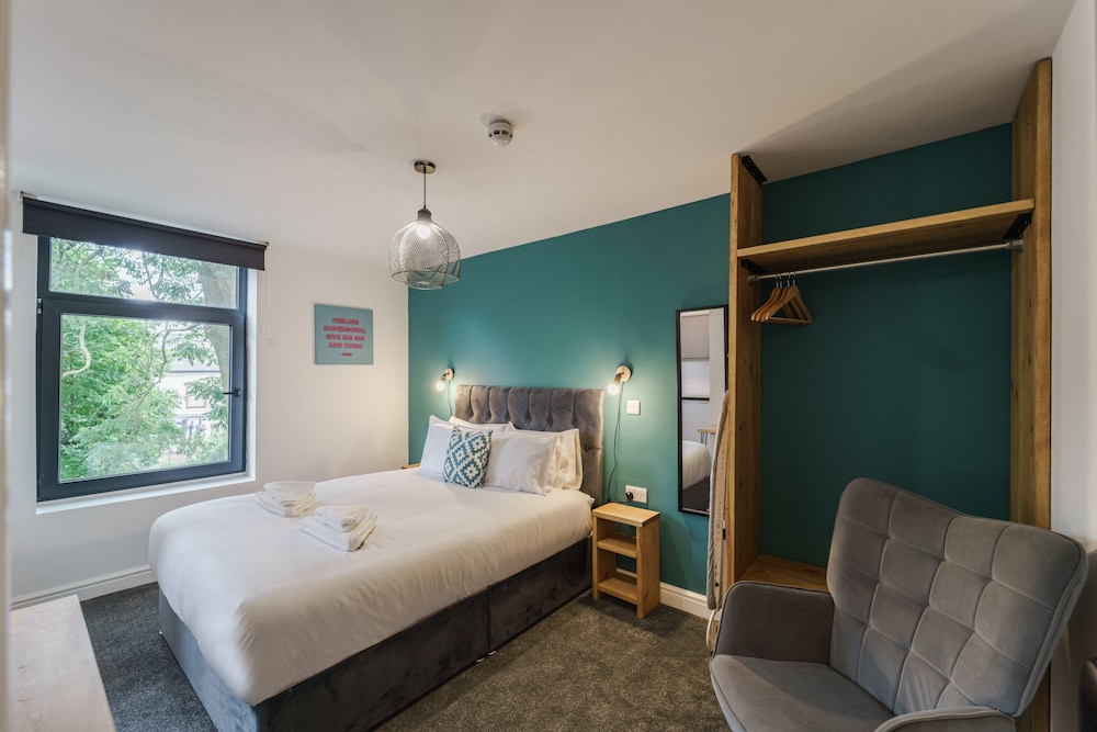 deluxe studio apartments