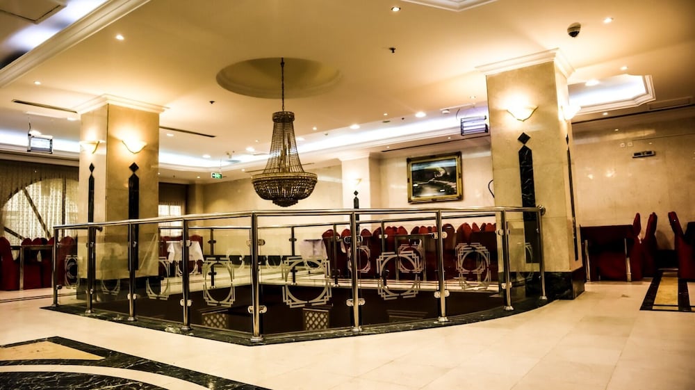 al mokhtara golden hotel