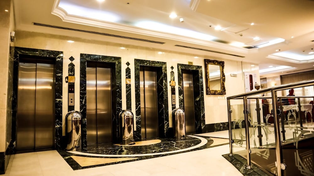 al mokhtara golden hotel