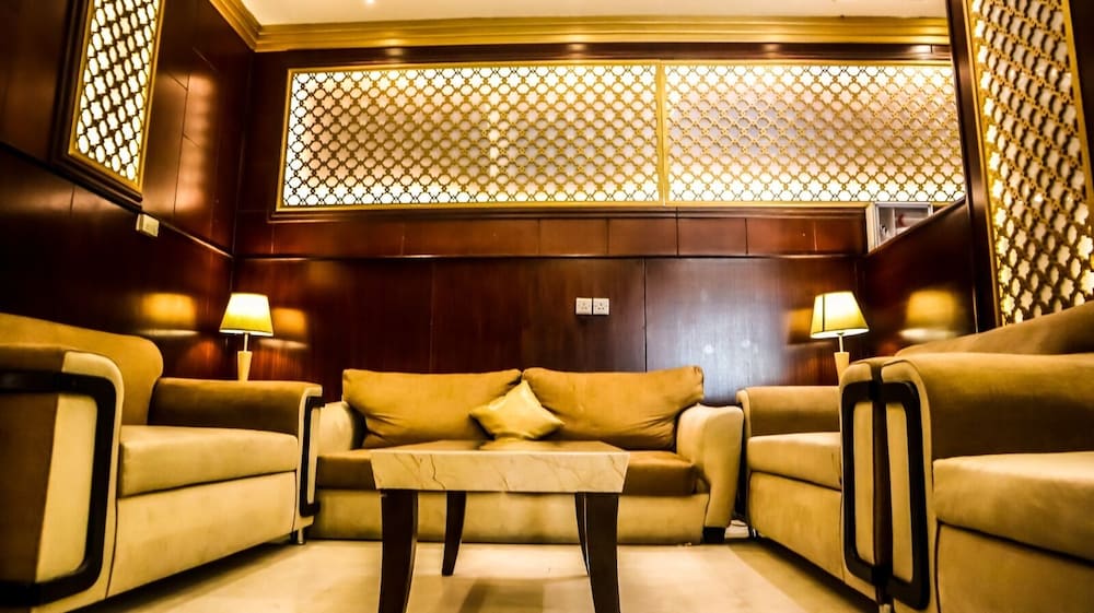 al mokhtara golden hotel