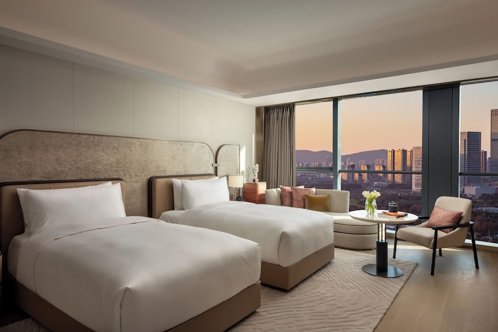 intercontinental wuxi taihu new city
