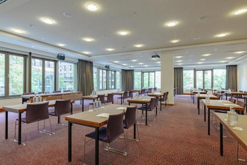 crowne plaza amsterdam south by ihg