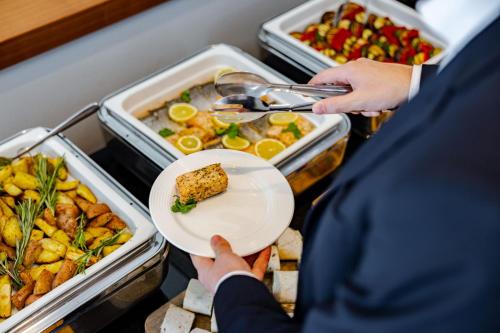 crowne plaza amsterdam south by ihg