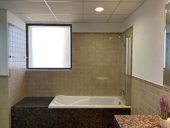 grays hostel by haly