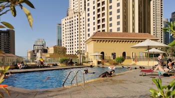 grays hostel by haly