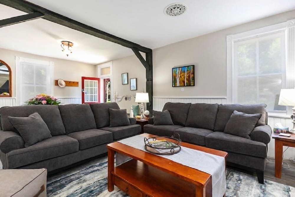 rocklyn inn bed and breakfast