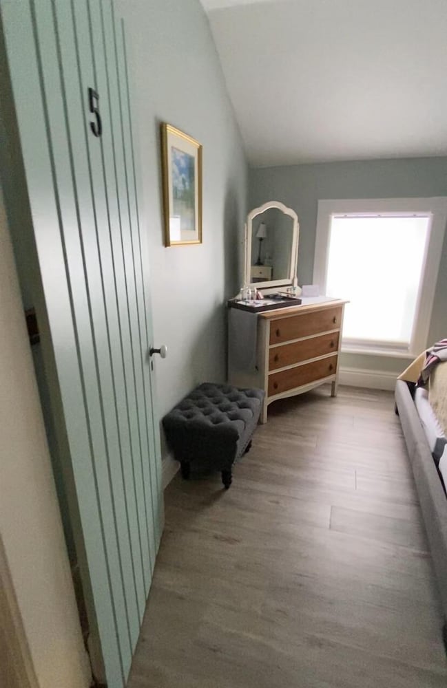 rocklyn inn bed and breakfast