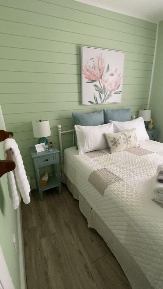 rocklyn inn bed and breakfast