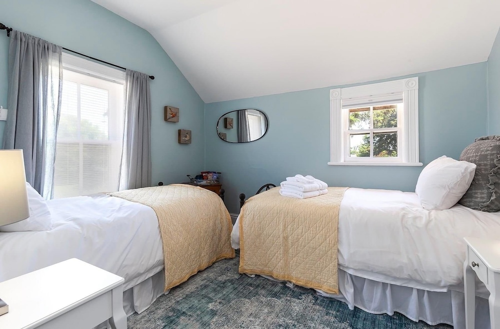 rocklyn inn bed and breakfast