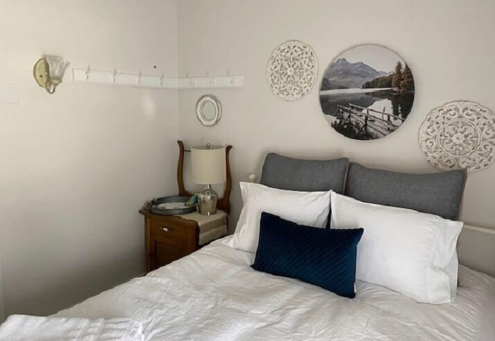 rocklyn inn bed and breakfast