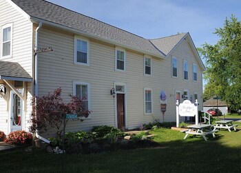 rocklyn inn bed and breakfast