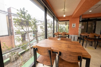 youth hostel sonomama