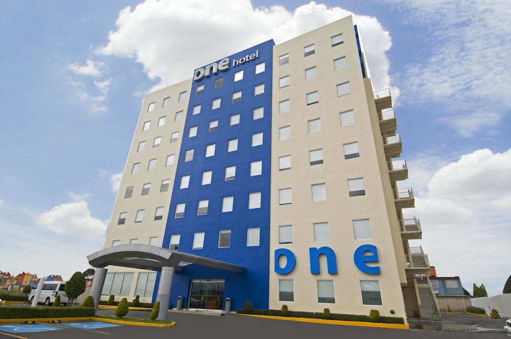 One Toluca Aeropuerto,Otzolotepec>>Metepec,3 star