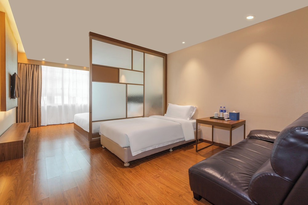 dayhello hotel shenzhen