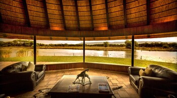 mount etjo safari lodge