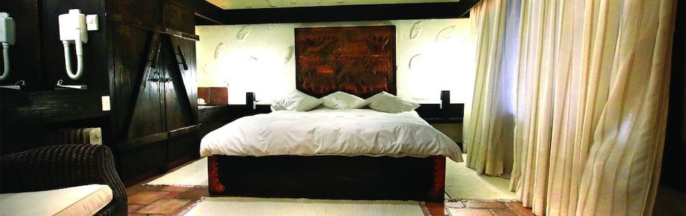 mount etjo safari lodge