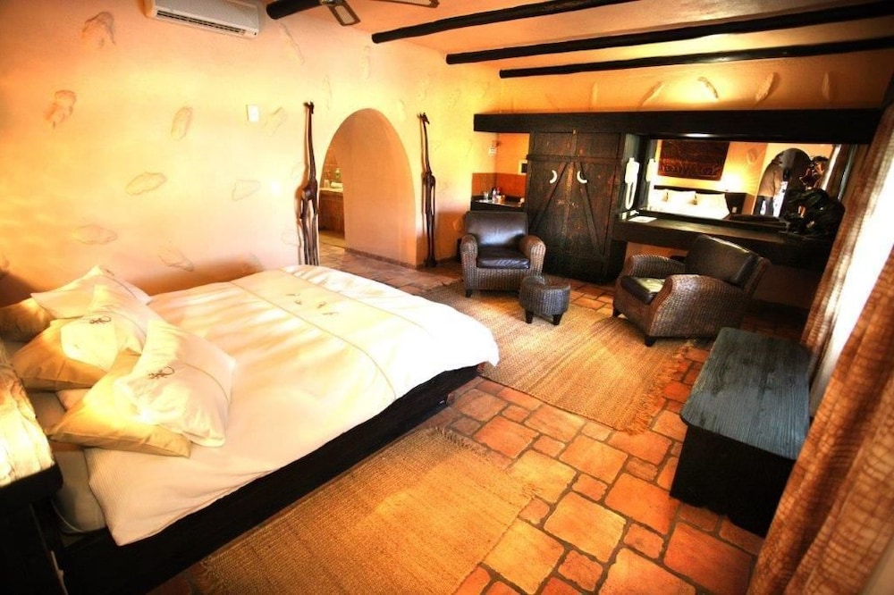 mount etjo safari lodge