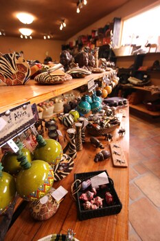 mount etjo safari lodge