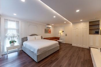 golden sun apartment and hotel