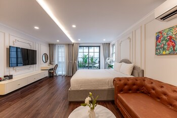 golden sun apartment and hotel
