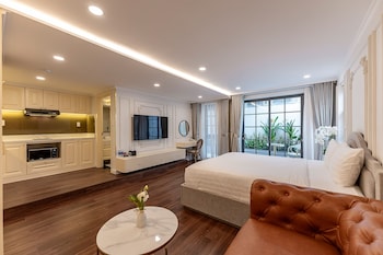 golden sun apartment and hotel