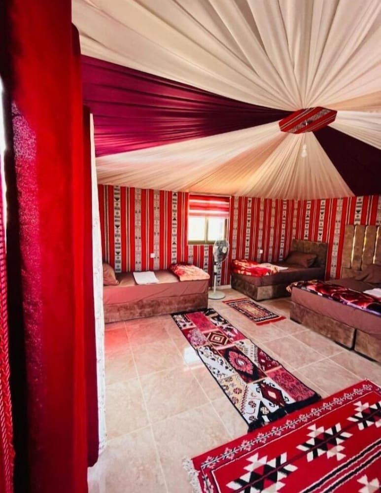 traditions of wadi rum camp and jeeptour