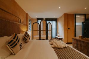 hotel clay chiang mai