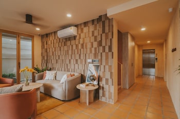 hotel clay chiang mai