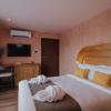 hotel clay chiang mai
