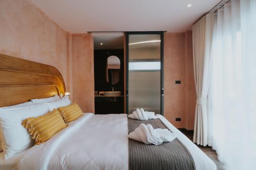 Hotel Clay Chiang Mai,Sri Phum>>Chiang Mai,2 star