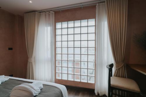 hotel clay chiang mai