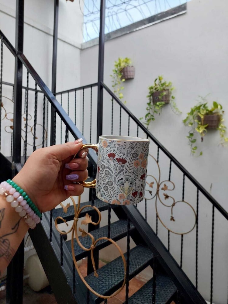 hostal sin fronteras