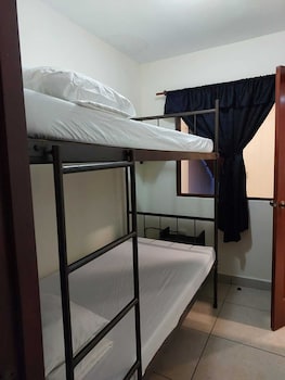 hostal sin fronteras