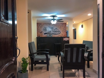 hostal sin fronteras