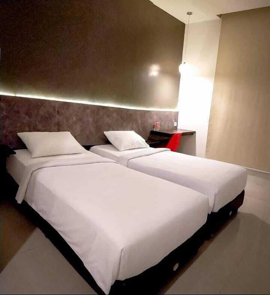cendana co living solo baru