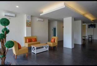 cendana co living solo baru