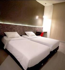 cendana co living solo baru
