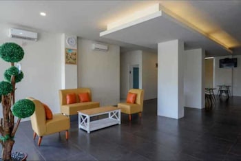 cendana co living solo baru