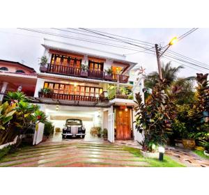 oyo 90855 vince villa