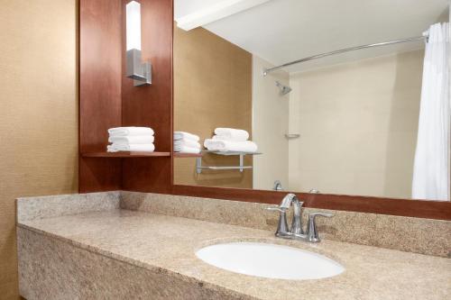 Holiday Inn Los Angeles Gateway - Torrance By Ihg,Gardena>>Carson,3 star