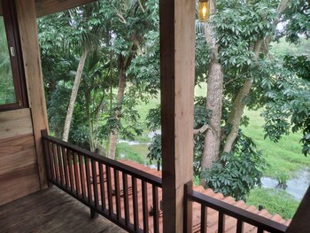 green herbal ayurvedic eco chalets