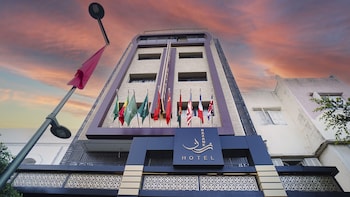 razane hotel