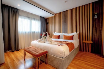 razane hotel