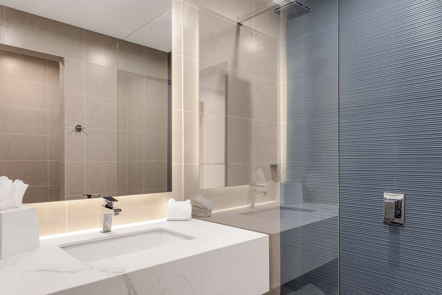 hilton garden inn san jose airport city mall
