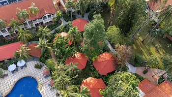 patong leelavadee huating holiday phuket