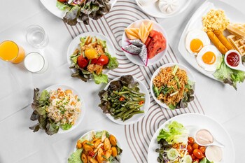 patong leelavadee huating holiday phuket