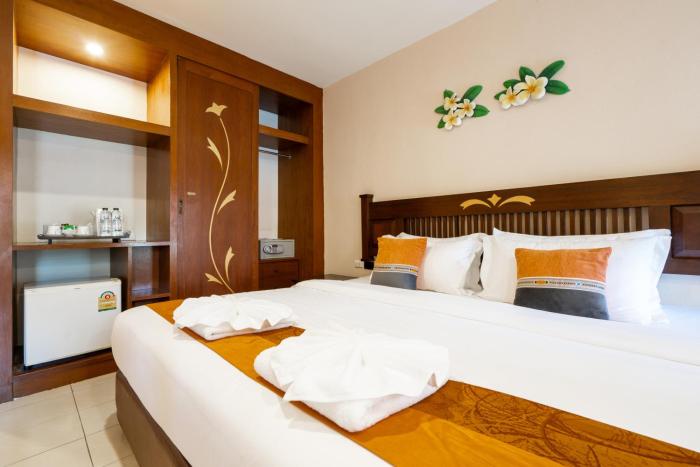 patong leelavadee huating holiday phuket